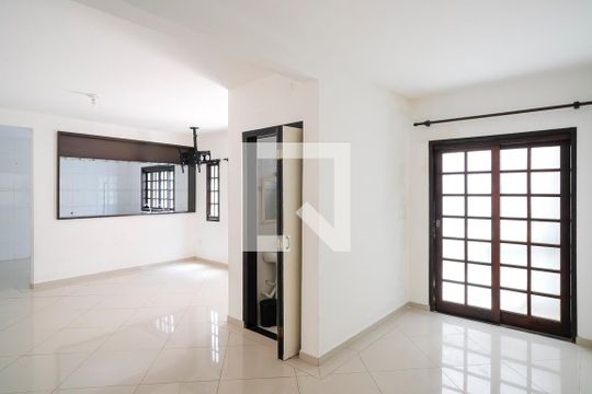Sala de casa à venda com 6 quartos, 572m² em Nova Gerti, São Caetano do Sul
