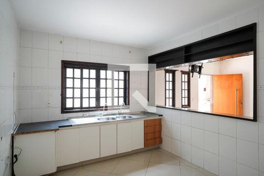 Cozinha de casa à venda com 6 quartos, 572m² em Nova Gerti, São Caetano do Sul