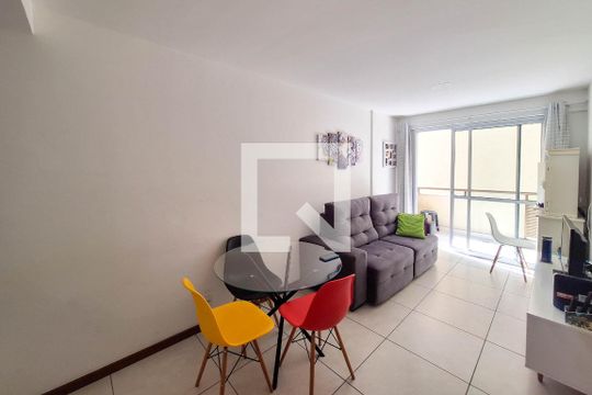 Sala de apartamento à venda com 2 quartos, 59m² em Centro, Niterói