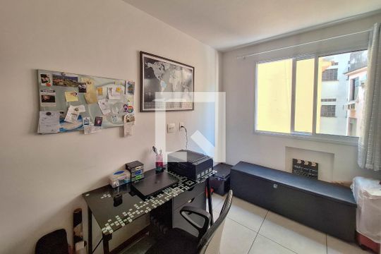 Quarto 1 de apartamento à venda com 2 quartos, 59m² em Centro, Niterói