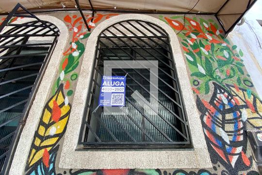 Plaquinha de casa para alugar com 2 quartos, 180m² em Barroquinha, Salvador