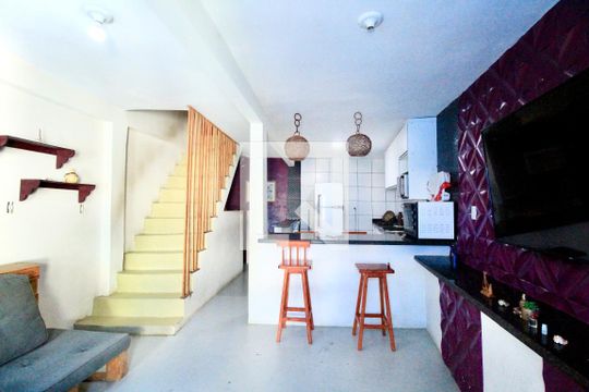 Casa para alugar com 2 quartos, 180m² em Barroquinha, Salvador