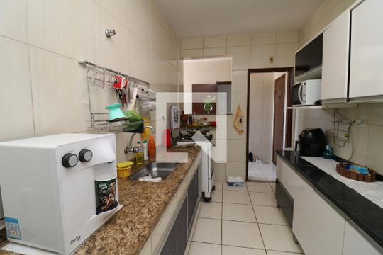 Cozinha de apartamento à venda com 2 quartos, 75m² em Tauá, Rio de Janeiro
