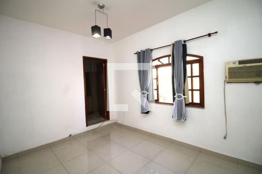 Suíte de casa à venda com 3 quartos, 110m² em Olaria, Rio de Janeiro