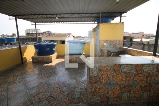 Terraço de casa à venda com 3 quartos, 110m² em Olaria, Rio de Janeiro