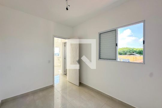 Quarto de apartamento à venda com 1 quarto, 48m² em Vila Mangalot, São Paulo