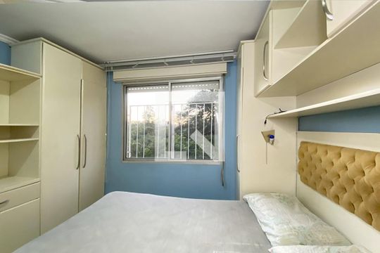 Quarto 2 de apartamento para alugar com 2 quartos, 60m² em Centro, São Leopoldo