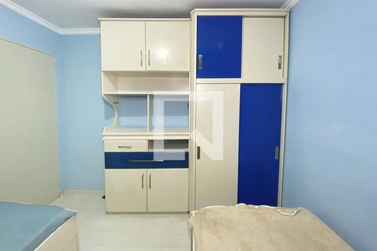Quarto de apartamento para alugar com 2 quartos, 60m² em Centro, São Leopoldo