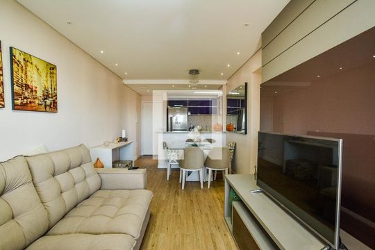Sala de apartamento para alugar com 3 quartos, 74m² em Campestre, Santo André