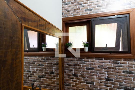 Lavabo de casa de condomínio para alugar com 3 quartos, 270m² em Colinas do Ermitage (sousas), Campinas