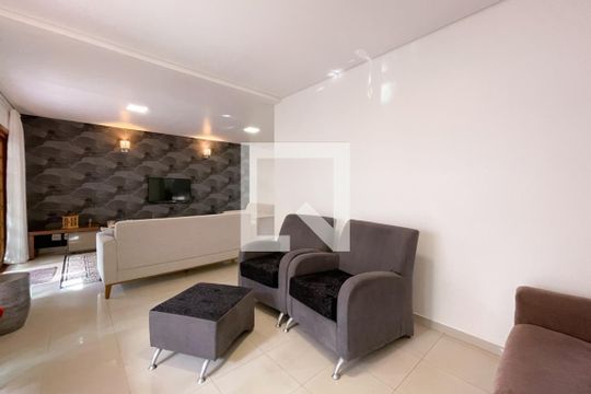 Sala de Estar de casa à venda com 3 quartos, 415m² em Nova Petrópolis, São Bernardo do Campo