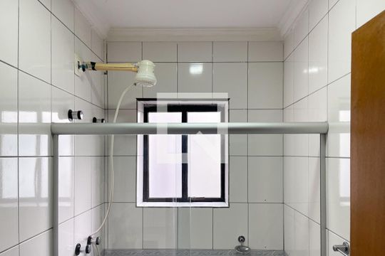 Banheiro - Garagem de casa à venda com 3 quartos, 415m² em Nova Petrópolis, São Bernardo do Campo