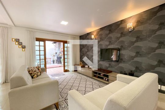 Sala de casa à venda com 3 quartos, 415m² em Nova Petrópolis, São Bernardo do Campo