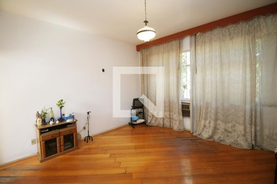 Quarto 1 Suíte de casa à venda com 5 quartos, 270m² em Olaria, Rio de Janeiro