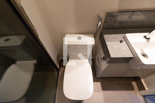 BANHEIRO de kitnet/studio para alugar com 1 quarto, 17m² em Cidade Universitária, Campinas