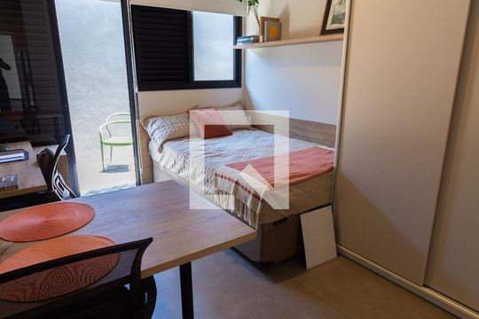 Sala/Quarto de kitnet/studio para alugar com 1 quarto, 17m² em Cidade Universitária, Campinas