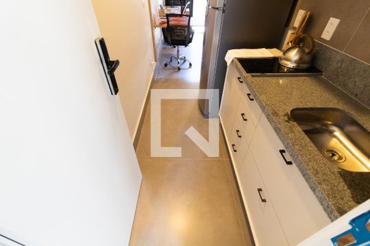 COZINHA de kitnet/studio para alugar com 1 quarto, 17m² em Cidade Universitária, Campinas