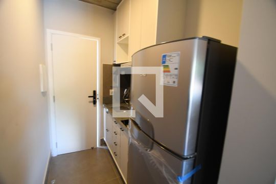 Cozinha de kitnet/studio para alugar com 1 quarto, 17m² em Cidade Universitária, Campinas