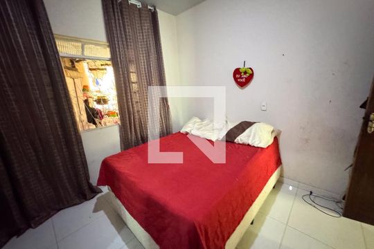 Quarto 1 de casa à venda com 2 quartos, 80m² em Jardim Industrial, Contagem