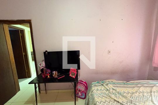 Quarto 2 de casa à venda com 2 quartos, 80m² em Jardim Industrial, Contagem