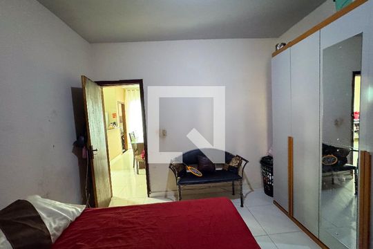 Quarto 1 de casa à venda com 2 quartos, 80m² em Jardim Industrial, Contagem