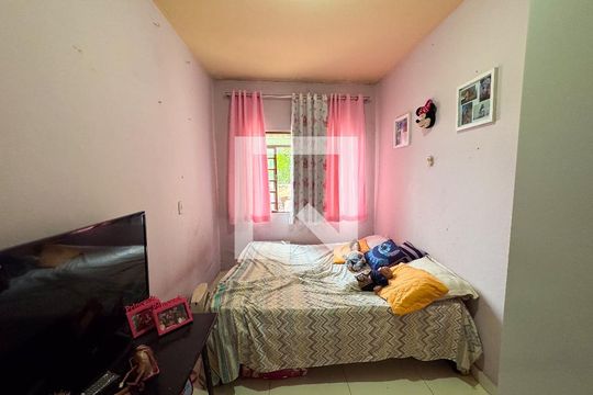 Quarto 2 de casa à venda com 2 quartos, 80m² em Jardim Industrial, Contagem