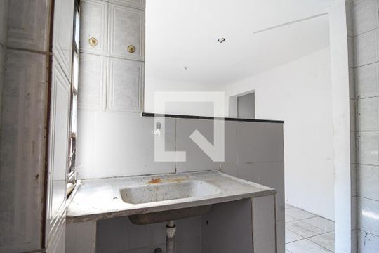 Cozinha de apartamento para alugar com 1 quarto, 30m² em Centro, Niterói