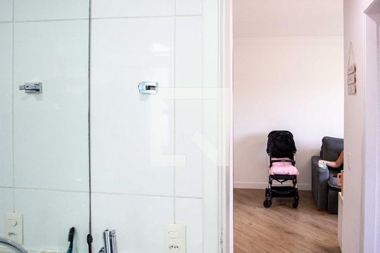 Banheiro de apartamento à venda com 2 quartos, 52m² em Assunção, São Bernardo do Campo