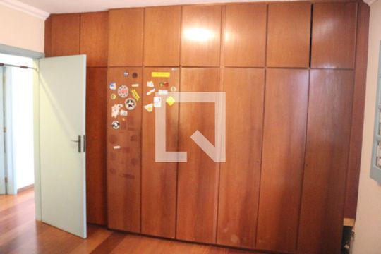 Quarto 2 de casa para alugar com 4 quartos, 382m² em Campestre, Santo André