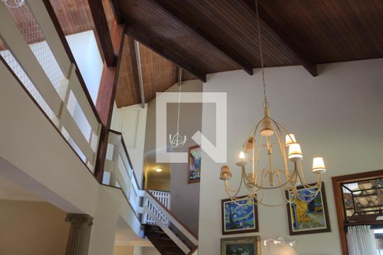 Sala de casa para alugar com 4 quartos, 382m² em Campestre, Santo André