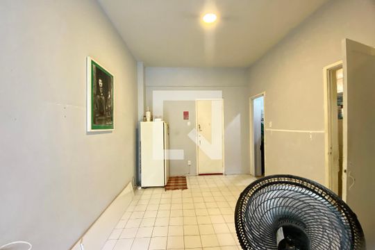 Sala de apartamento para alugar com 1 quarto, 40m² em Botafogo, Rio de Janeiro