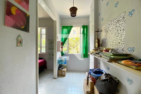 Sala de apartamento para alugar com 1 quarto, 40m² em Botafogo, Rio de Janeiro