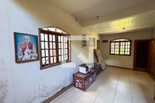Sala de casa à venda com 2 quartos, 220m² em Betânia, Belo Horizonte
