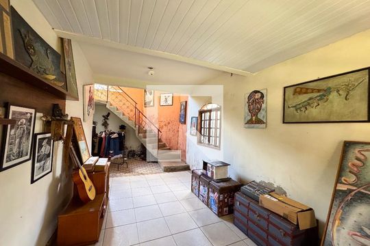 Sala de casa à venda com 2 quartos, 220m² em Betânia, Belo Horizonte
