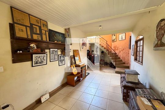 Casa à venda com 2 quartos, 220m² em Betânia, Belo Horizonte