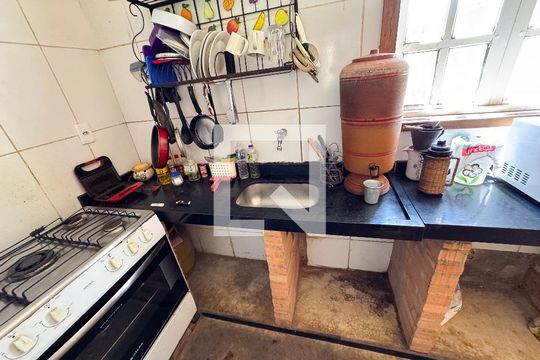 Cozinha de casa à venda com 2 quartos, 220m² em Betânia, Belo Horizonte
