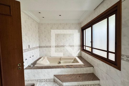 Banheiro da Suíte de casa à venda com 3 quartos, 240m² em Jardim America, São Leopoldo
