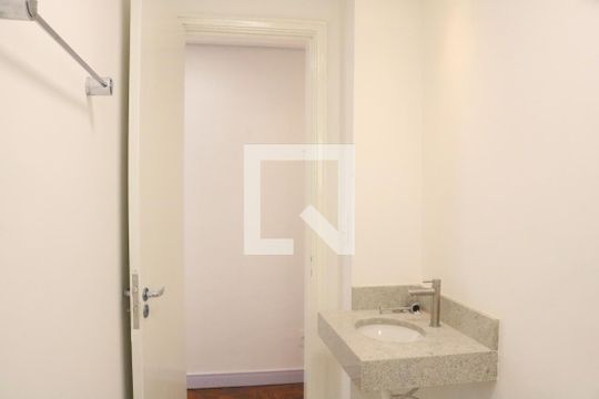 Banheiro de apartamento à venda com 1 quarto, 51m² em Água Branca, São Paulo