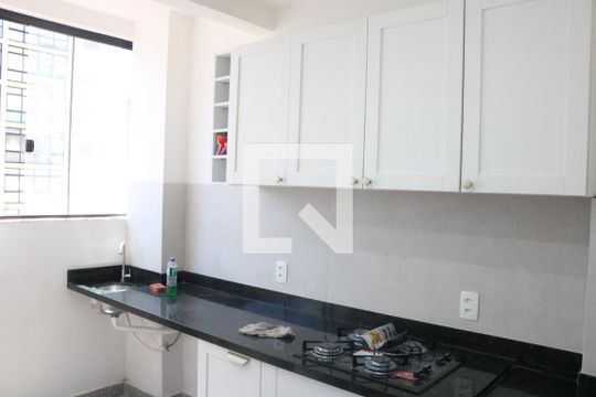 Cozinha de apartamento à venda com 1 quarto, 51m² em Água Branca, São Paulo