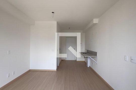Kitnet/Studio para alugar com 1 quarto, 26m² em Pinheiros, São Paulo