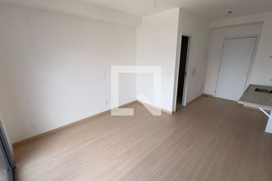 Quarto  de kitnet/studio à venda com 1 quarto, 26m² em Pinheiros, São Paulo