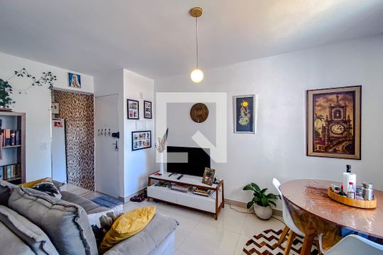 Sala de apartamento para alugar com 2 quartos, 61m² em Belenzinho, São Paulo