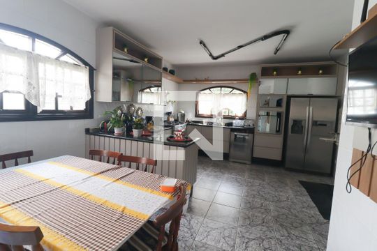 Cozinha de casa à venda com 4 quartos, 450m² em Jardim Brasil, Jundiaí