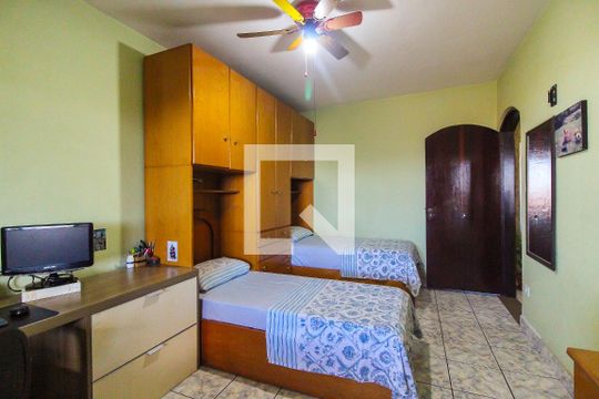 Casa à venda com 6 quartos, 565m² em Cidade Antônio Estêvão de Carvalho, São Paulo
