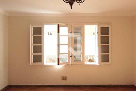 Copa de casa à venda com 4 quartos, 760m² em Dona Clara, Belo Horizonte