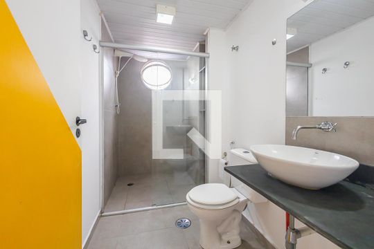 Banheiro de apartamento à venda com 2 quartos, 67m² em Pinheiros, São Paulo