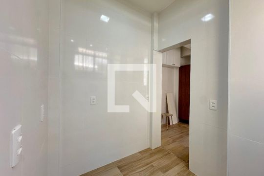 Área de Serviço de apartamento para alugar com 2 quartos, 65m² em Urca, Rio de Janeiro