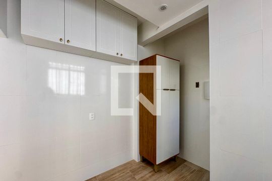 Cozinha de apartamento para alugar com 2 quartos, 65m² em Urca, Rio de Janeiro