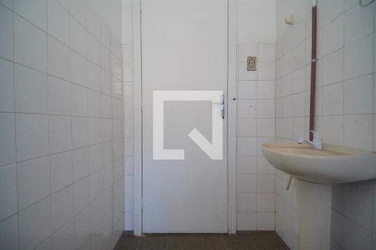 Banheiro de apartamento para alugar com 1 quarto, 50m² em Liberdade, Novo Hamburgo
