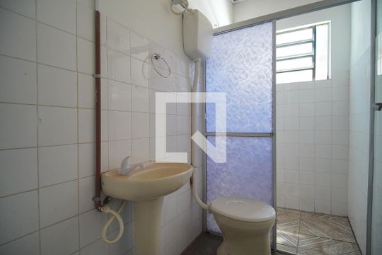Banheiro de apartamento para alugar com 1 quarto, 50m² em Liberdade, Novo Hamburgo